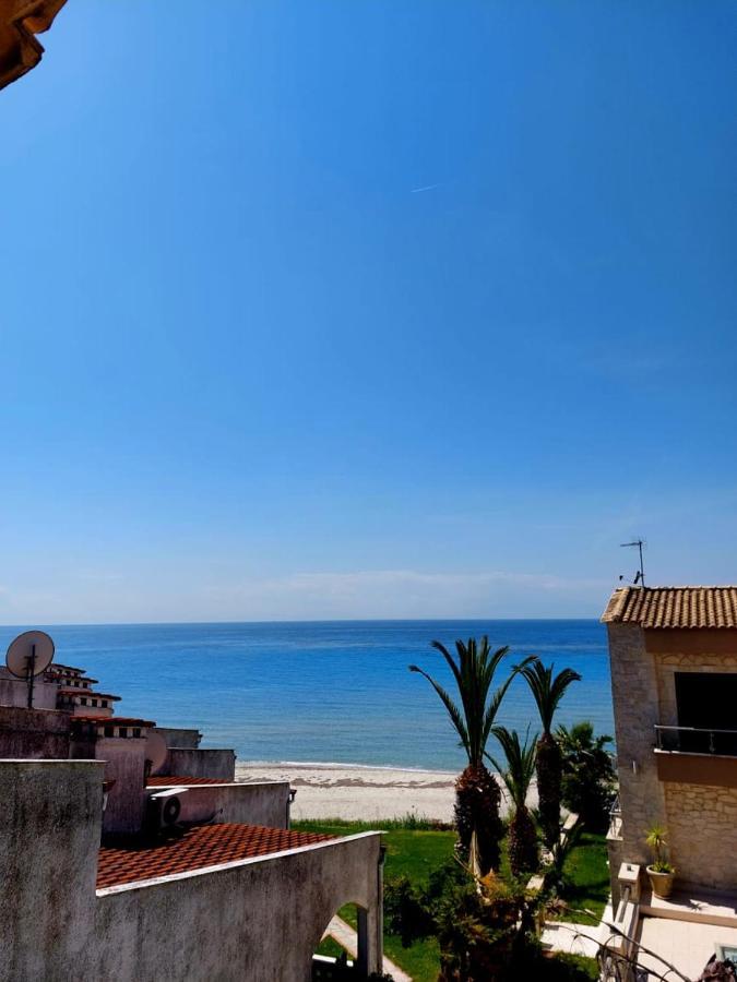 Apartment In Siviri Sea View Екстер'єр фото